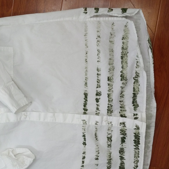 Zara White Button Down with Green Print Detail - Picture 4 of 8